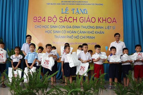 Sẽ hết cảnh 'sốt' SGK lớp 1 như năm học trước?