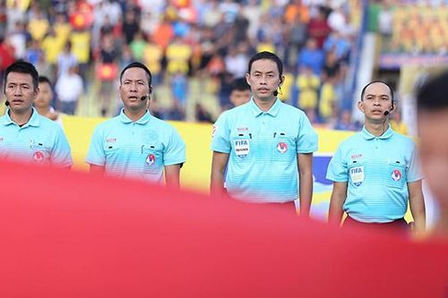 Trọng tài Ngô Duy Lân là nỗi ám ảnh của Hà Nội FC