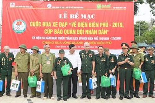 Thiết thực quan tâm, chăm lo gia đình người có công