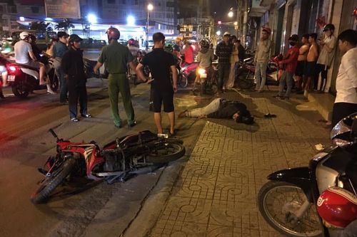 Bắt 2 kẻ cướp đâm nam thanh niên đi xe SH trọng thương
