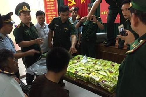 Phòng, chống tội phạm, buôn lậu, gian lận thương mại ngay trong chính lực lượng chức năng