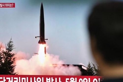 KCNA thông báo Triều Tiên phóng vũ khí dẫn đường chiến thuật mới