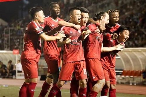 V.League 2019: TP Hồ Chí Minh giữ vững ngôi đầu bảng sau trận hòa trước Hà Nội FC