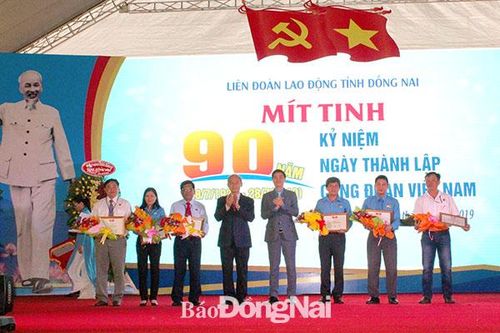 Xây dựng tổ chức Công đoàn vững mạnh, vì người lao động