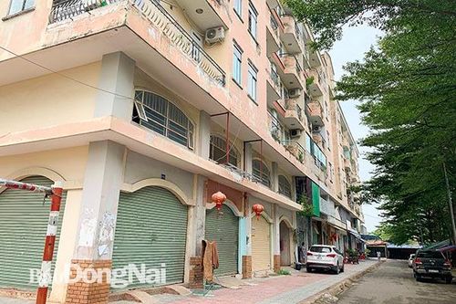 Chung cư xuống cấp, người dân bất an