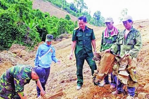 Những người lính đi tìm đồng đội