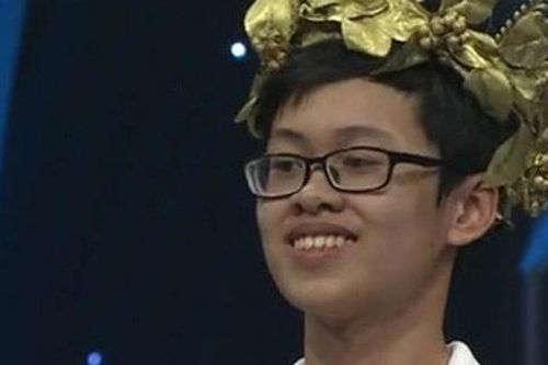 Thí sinh Olympia khiến cư dân mạng 'cứng họng' khi tranh cãi chuyện gameshow giải trí oai hơn game show trí tuệ là ai?