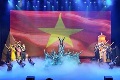 Bài ca nâng bước quân hành