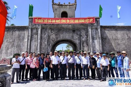 Đảng ủy Bộ Ngoại giao và hành trình tri ân các thương binh, liệt sỹ