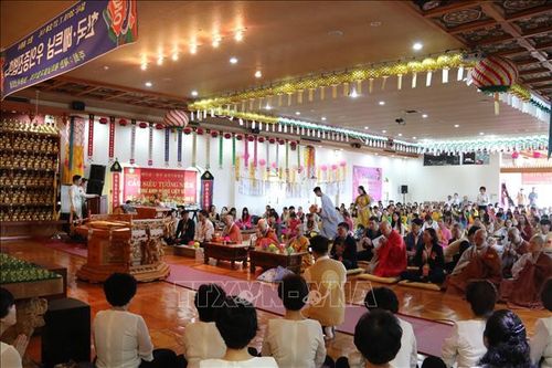 Cộng đồng người Việt ở Hàn Quốc tri ân báo hiếu tổ tiên, các anh hùng liệt sỹ