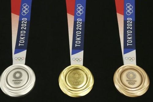 Nhật Bản làm huy chương Olympic 2020 từ điện thoại di động cũ
