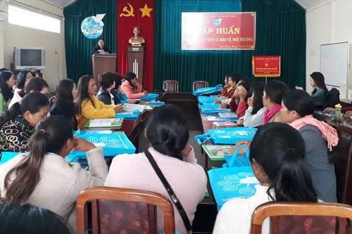 Trung ương Hội LHPN Việt Nam tập huấn cho tuyên truyền viên bảo vệ môi trường tại Lâm Đồng