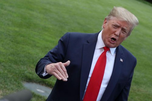 Tin ảnh: Ông Trump tố Trung Quốc 'câu giờ'