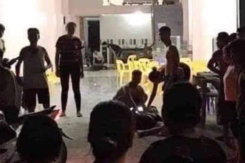 Thợ cắt tóc gây án mạng