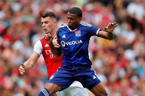 Lyon vô địch Emirates Cup khi thắng ngược dòng 2-1 Arsenal