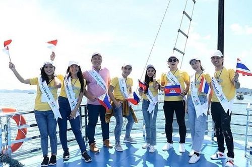 Thí sinh Tiếng hát ASEAN+3 năm 2019 cùng check-in Vịnh Hạ Long