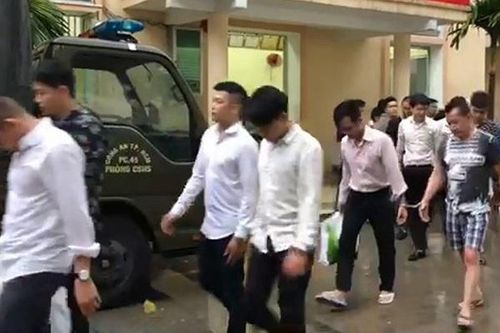 Khởi tố 15 đối tượng bán ma túy cho khách trong quán bar