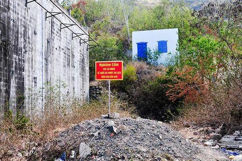 Việc cấm leo núi Cô Tiên: Nhằm đảm bảo an toàn trong mùa khô