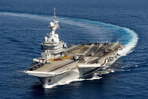 Tin ảnh: Chia rẽ vì Hormuz
