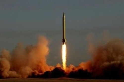 Iran tuyên bố thử tên lửa đạn đạo có tầm bắn chạm căn cứ Mỹ