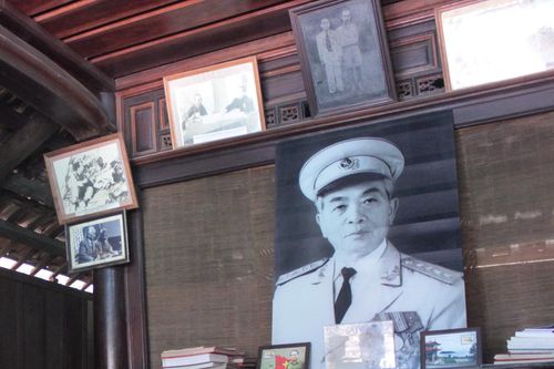 Về thăm những địa chỉ đỏ nơi cát trắng gió Lào