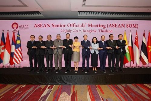 Quan chức cao cấp ASEAN trao đổi về vấn đề Biển Đông