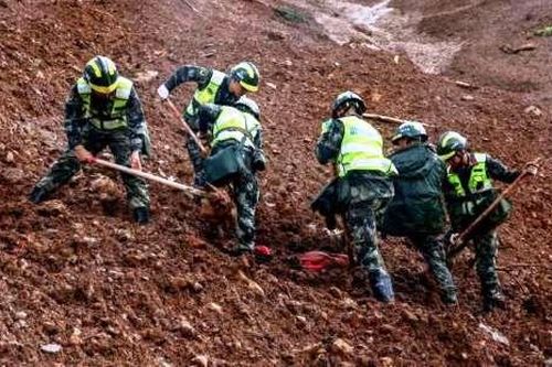 Sạt lở đất ở Trung Quốc: 38 người thiệt mạng