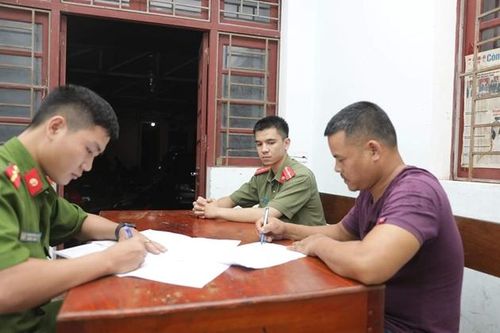 Hai vợ chồng hờ vận chuyển số lượng lớn 'hàng tươi sống' từ Lào về Việt Nam