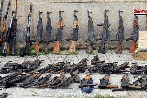 Chiến sự Syria: Bí mật bên trong kho vũ khí khổng lồ khủng bố giấu ở tòa nhà mới được phát hiện ở Daraa