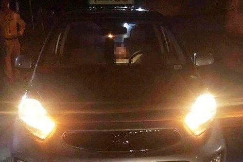 Tài xế taxi tử vong khi đang lái xe chở khách ngoại quốc ra sân bay Nội Bài