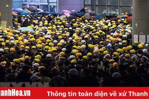 Chính quyền Hong Kong lên án những người biểu tình quá khích