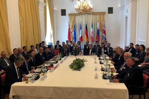 Iran cứng rắn sau cuộc họp khẩn về thỏa thuận hạt nhân
