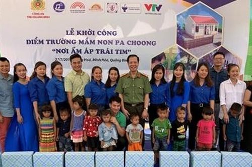 Công an tỉnh Quảng Bình tổ chức khởi công điểm trường tại Pa Choong