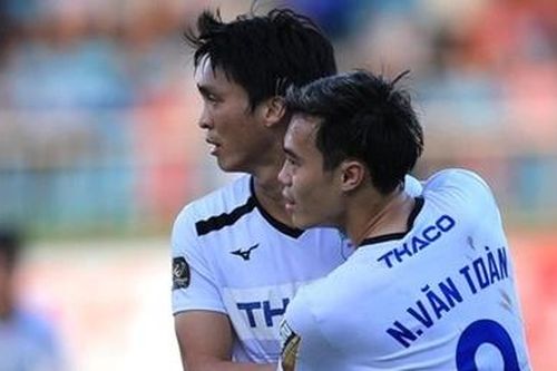 Văn Toàn dẫn đầu danh sách Vua phá lưới nội sau vòng 18 V.league