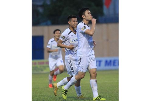 Vòng 18 V-League 2019: Sự hấp dẫn đến từ bóng đá cống hiến