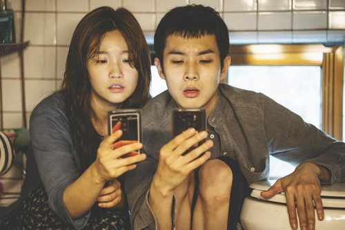 Siêu phẩm 'Ký sinh trùng' xứ Hàn bị rút khỏi liên hoan phim Trung Quốc