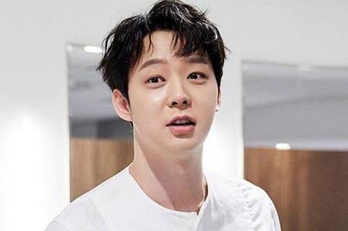 Nghi vấn Park Yoo Chun thông đồng với cảnh sát để thoát tội cưỡng hiếp