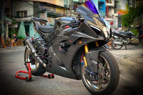 Suzuki GSX-R1000 độ dàn áo carbon tốn nửa tỷ đồng của biker Sài Gòn