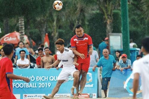 Liên quan đến vụ lôi kéo, dàn xếp tỉ số tại Giải bóng đá bãi biển: Cấm hành nghề có thời hạn đối với 2 HLV