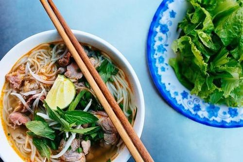 Quán ăn vỉa hè 7 ngày bán 7 món hút khách ở TP.HCM