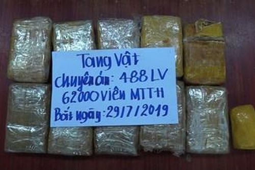 Triệt phá đường dây đưa 62.000 viên ma túy từ Lào về Việt Nam