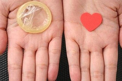 Thiếu niên 13 tuổi bị lạm dụng tình dục đồng giới rồi mắc giang mai