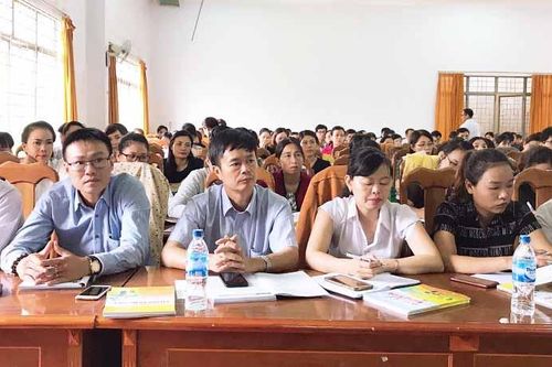 Gia Lai: Kiểm tra việc dạy tăng cường tiếng Việt