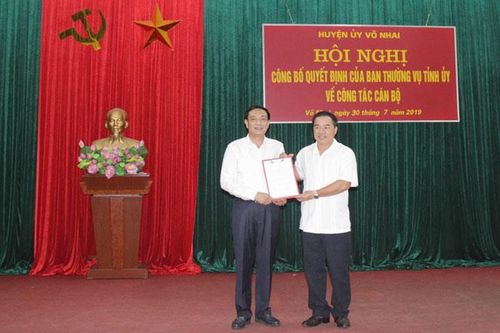 Công bố Quyết định của Ban Thường vụ Tỉnh ủy về công tác cán bộ