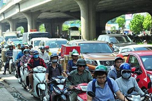 Ám ảnh với tuyến đường ngày nào cũng ùn tắc ở Thủ đô
