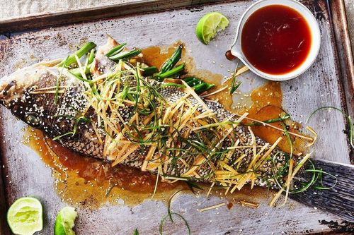 Tối nay ăn gì: Cá hấp gừng hành không tanh đãi cả nhà