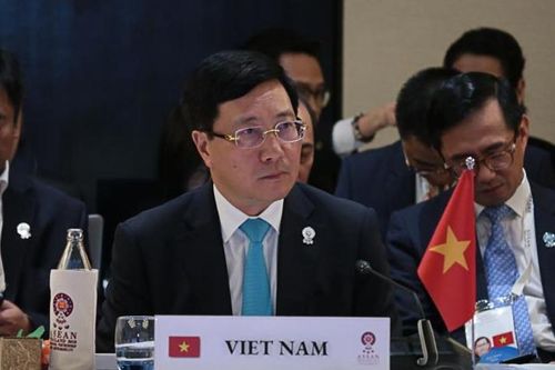 Phó thủ tướng nêu đích danh nhóm tàu Trung Quốc xâm phạm chủ quyền VN