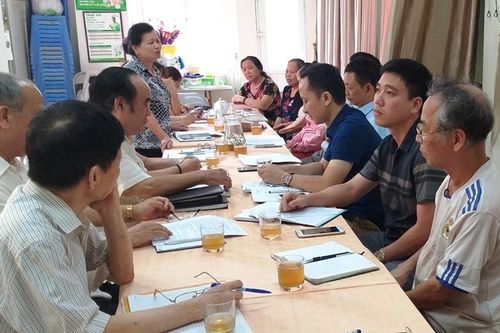 Bí thư chi bộ - nhiều niềm vui, lắm nhọc nhằn