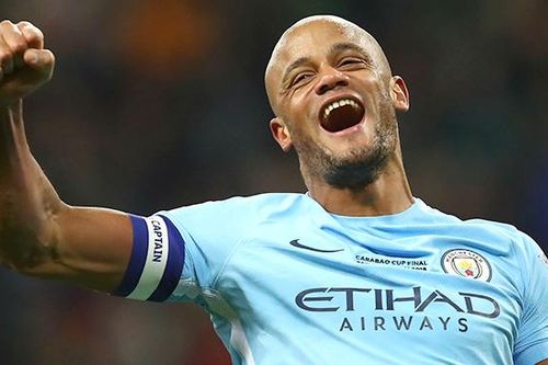 Man City: Tự tin với đội hình hiện tại, Pep không mua trung vệ thay Kompany?