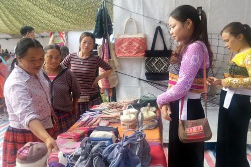 Hang Kia - Pà Cò, điểm du lịch hấp dẫn